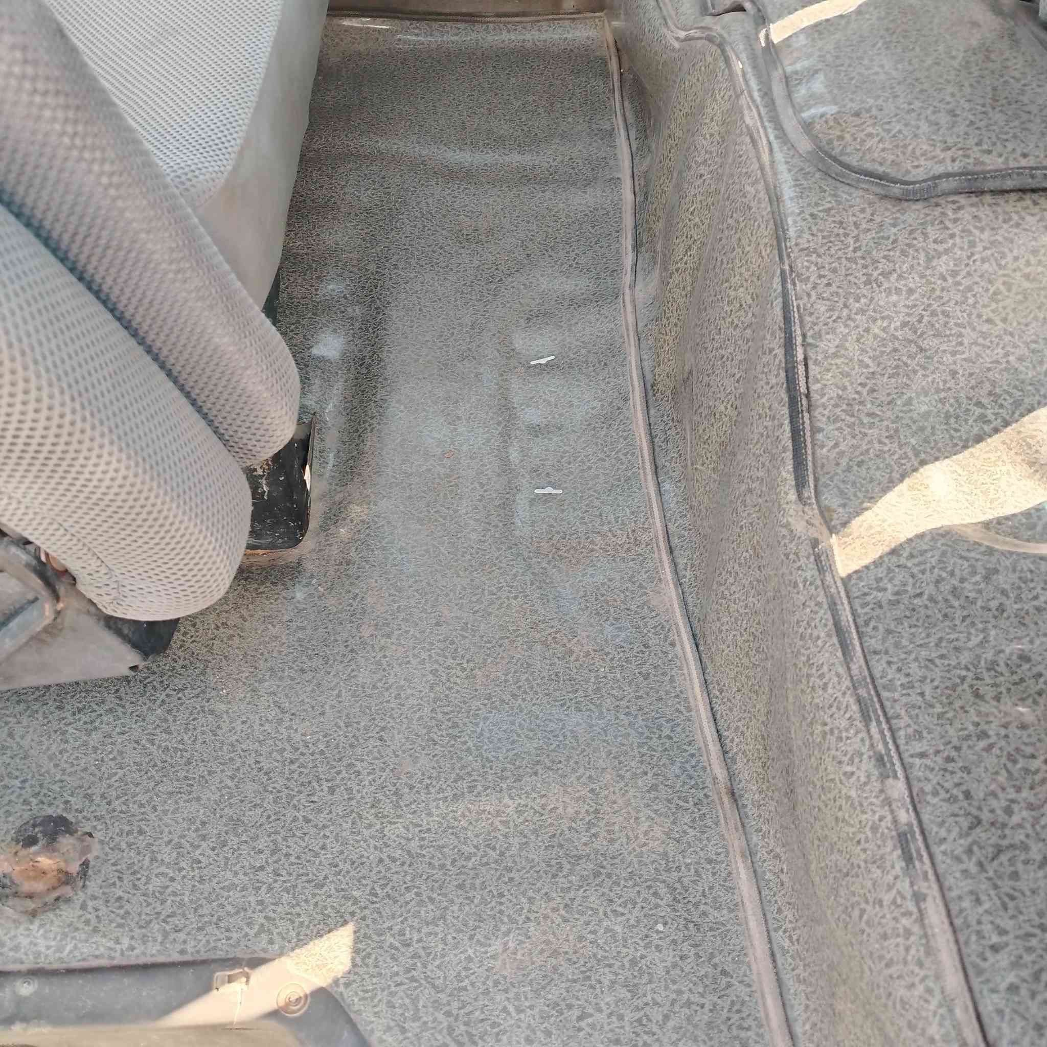 سلام عليكم فتون 14 بسمي سنويه التسعه وعشرين مراوس بشيري نضيفه انطي فرق جاهزه من كلشي فقط المكينه بيه خيط بخار بيع هم تراهم 70 وبيها مجال للشراي رقم صاحب السيارة *********** غير متواجد على فيس
