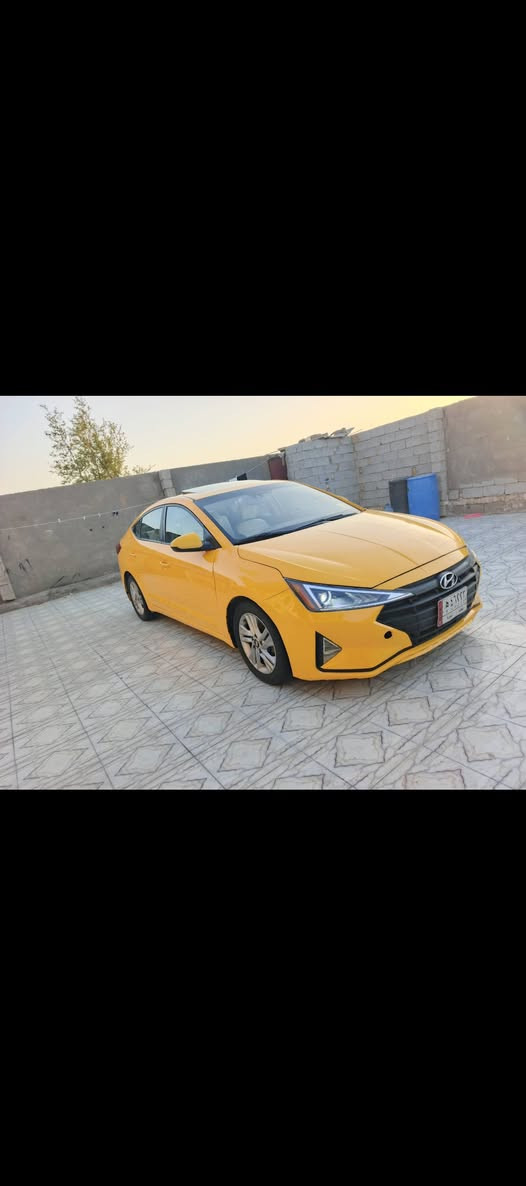 هونداي النترا موديل 2020 رقم بغداد حره تحويل ثاني يوم سنويه مجدده 28 مصفره هيئه وغرامات مشروع وطني وارد امريكي ضربته بس دعاميه اماميه فقط والباقي كفاله عامه من الضربه والتبديل والفتح كفاله عامه مكينه 2000 دوش شرط ما مفتوحه مكينه وكير وحداديه وتبريد وتخم تايرات كله مكفول سياره جاهزه مال جناي بمعنه الكلمه فول مواصفات واحد على واحد فتحه سقف تحكم ستيرن شاره بل مرايه شاشه كبيره كامره دسك خلفي وأمامي ويل كب بصمه تشغيل بصمه ابواب بصمه جنطه شفتات مري شفط فول واحد على واحد مكان سياره ناصريه سعر 123 بيه مجال قليل رقم الهاتف ***********  أنه مكلف بل نشر خابر راعيه بيك خير وتدلل
