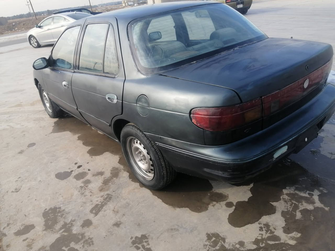 السلام عليكم للبيع سياره كيه سيفيا موديل ٩٣ رقم بغداد السنويه صاقطه بل ١٩ السياره مال جناي السياره جاهزه لصبغ كير وتماتيك مكينه مفتوح حداديه نصعمر كهربايات شغاله تخم تاير السياره معمره جديد بس يرادلهه صبغ السعر ٢٧ وبيهه مجال رقم الهاتف *********** العنوان واسط الصويرة مامتواجد عل فيس الشراي يخابر ويدلل تحويل مباشر كير ومحرك خير من الله
