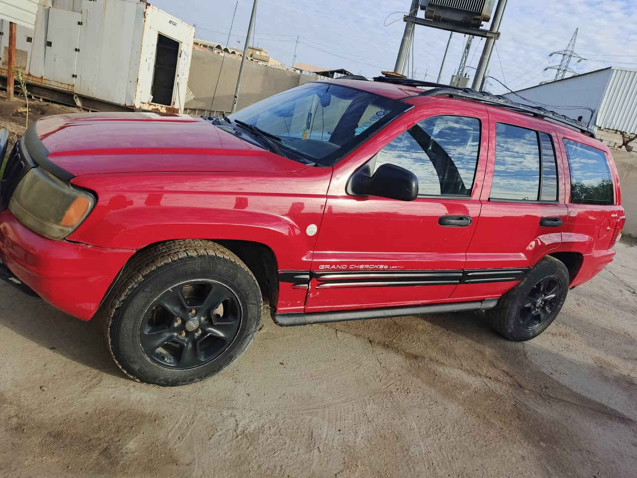 السلام عليكم جيب شيروكي 99 سليمانية سيارة جاهزة وبلادية بيةرشت صبغ بل الجاملغ الخلفي صفحت العبري محرك 6 بلادي مالتها عوزها بس حدادية الصدر البيع ناصرية مركز *********** السعر 60
