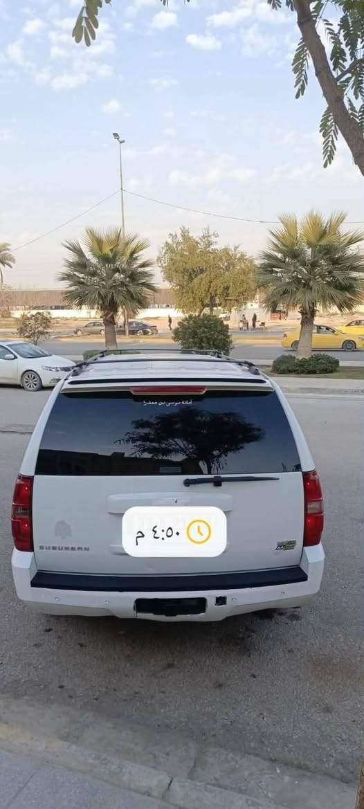 السعر 160 وبيها مجال 
سوبر بان 2009 رقم سليمانية اجرة السنوية 2029 مكينة 5300 كير 700اكسل حدادية كلها جديدة بيها جاملغ امامي فقط السيارة كلش جديدة احلى من الصور ماتصرف عليها ربع مكان السيارة العمارة ***********
