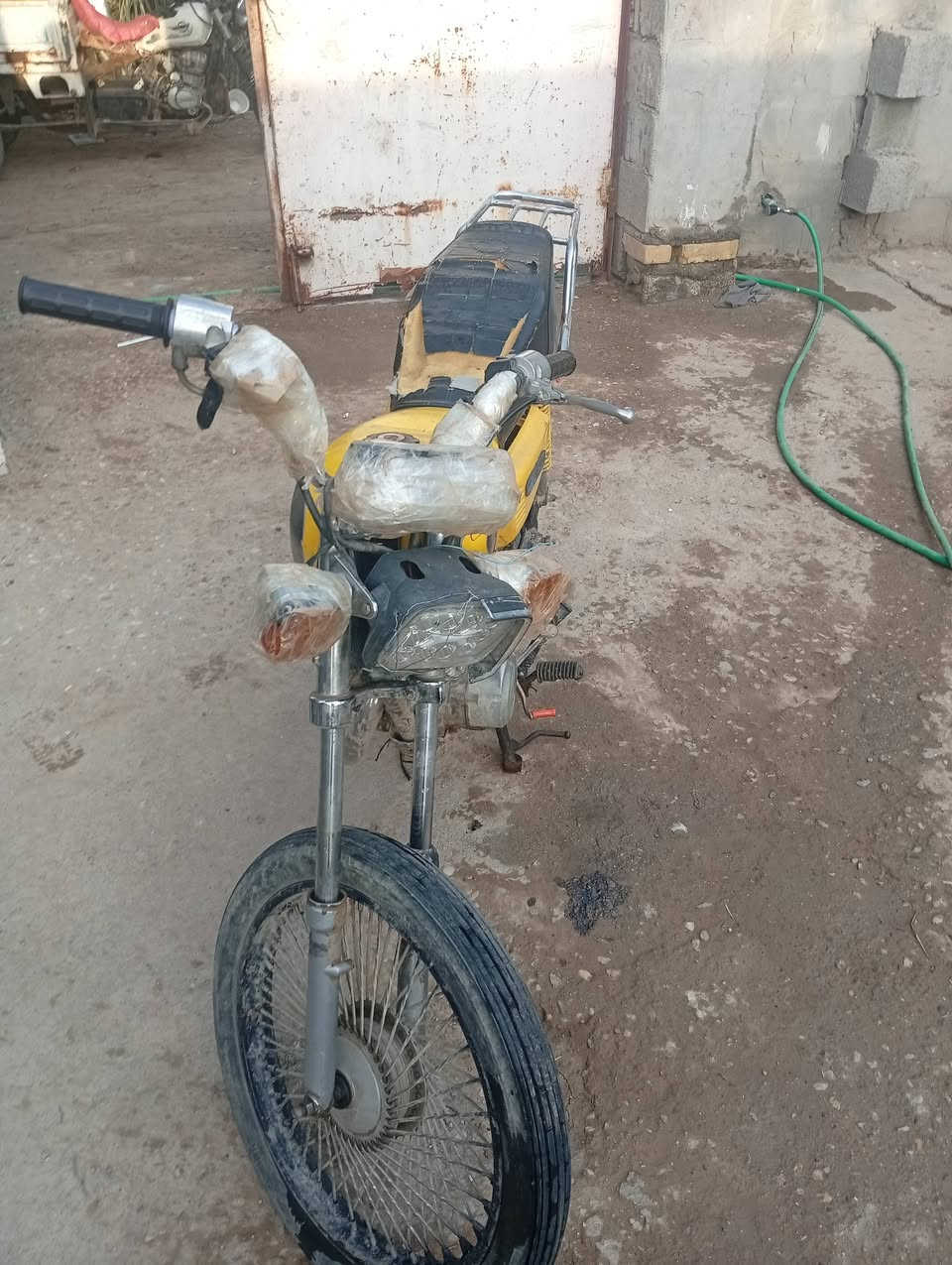 *********** دراجه للبيع كلك كلك
