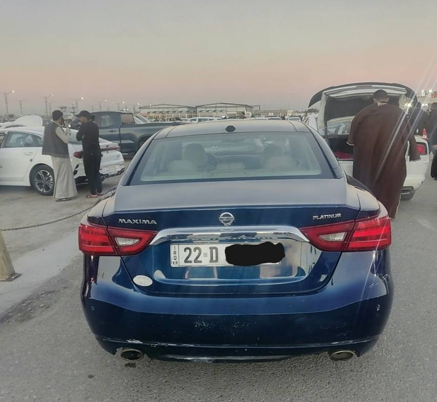 السلام عليكم
نيسان ماكزيما ٢٠١٧ بلاتينيوم  فول الفول 1/1 
_______________________________
فئة platinum أعلى فئه
6 سلندر 350‪0  
لون السيارة ازرق 
 رقم اربيل شرط التحويل او وكاله راعيها عربي يداوم بلبصره 
 مكان السياره البصره 
_______________________________
تفاصيل السيارة :
السيارة وارد امريكي حادثها  (دعاميه )
بدون دواخل 
وبلعراق شويه من الباب والجاملغ الخلفي عكس السائق 
صور الضرر  والسونار موجوده
_______________________________
المحرك مبدل قبل 8شهور نضيف
المحرك والكير نضيفات تجي تفحص
صدر امامي  خلفي نضيف
دبلات امامي جديده
ادامه كامله للمكينه 
_______________________________
مواصفات السيارة :
♦️رادار امامي اوتو بريك يعني تضرب بريك للتوقف المفاجئ للسيارات ودرجات اوشخاص
♦️رادارات جانبية
♦️بردة خلفية كهرباء
♦️دواخل صاج ملكي
♦️حساسات خلفي امامي
♦️11 سماعة نظام bose
♦️لدات داخلية بالدشبول + الابواب + كاعيات 
♦️غرفة جلد 
♦️كشنات جلد 
♦️كشنات حضن
♦️ كشنات اماميه كهرباء
♦️كشنات تدفئة + تبريد
♦️كشن السائق خزن 
♦️تدفئة ستيرن
♦️ستيرن كهرباء
♦️كامرات محيطية 360‪
♦️تبريد قطعتين
♦️بنوراما
♦️كامرة خلفية
♦️ويل 18 بلادي
♦️تشغيل عن بعد مع تدفئة + تبريد 
♦️3 انظمة قيادة 
♦️نظام سبورت عادي ايكو
♦️تبريد مركزي حسب الجو
♦️والباقي موصفات معروفه
_______________________________
  سعرها  ١١٥ بيها مجال قليل اطيحلك  منها سعر النواقص وسعرها معروف بلسوك بيش 
باقي تفاصيل اتصال او وتساب


**إذا كنت صاحب هذا الإعلان وتريد حذفه لأي سبب، رجاءا أرسل رسالة إلى الدعم الفني**