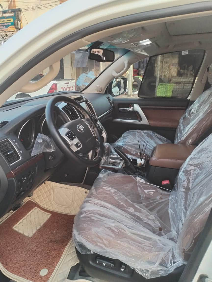 السلام عليكم
لاندكروزر VXR 5.7 مواصفات لكزز بريم موديل15 ارقام اربيل بأسمي ماشة 100 الف حقيقي السعر 395 و بيها مجال مكاني الفلوجة رقم الهاتف *********** غير متواجد على الفيس
