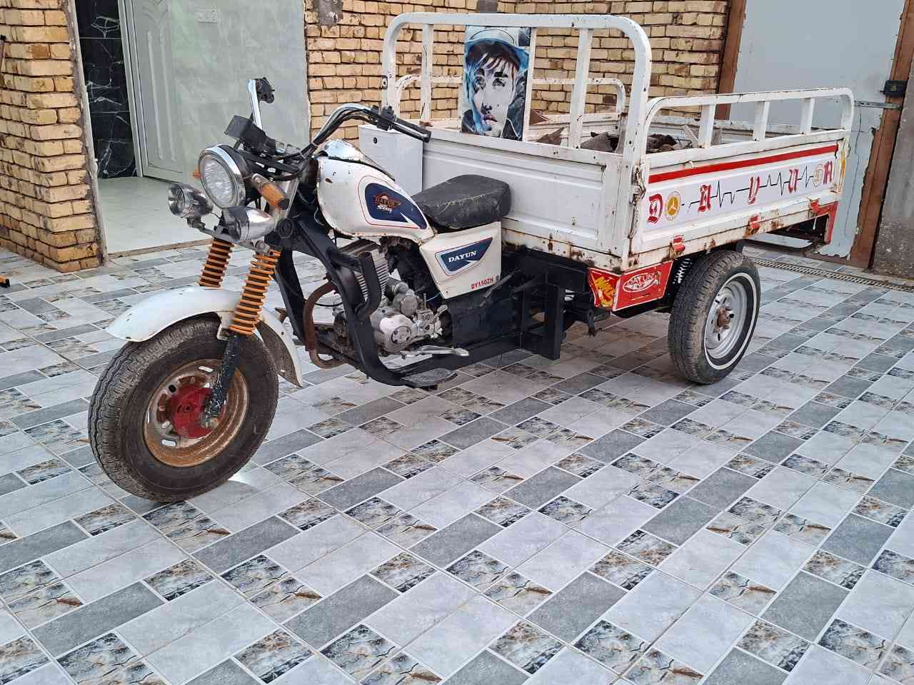 ستوته دايون وراق موديل ٢١ ستوته نضيف تواير بل باكيت ضفيره توه مبدله مكينه نضيفه بس موشه مبدله  مكانه ناصريه بين ناصريه ول غراف رايده ب١٧٠٠ وبيه مجال قليل مكلف بل نشر هاذه رقم ابو ستوته لحد يراسلني معذرتن *********** الشطره, ذي قار
