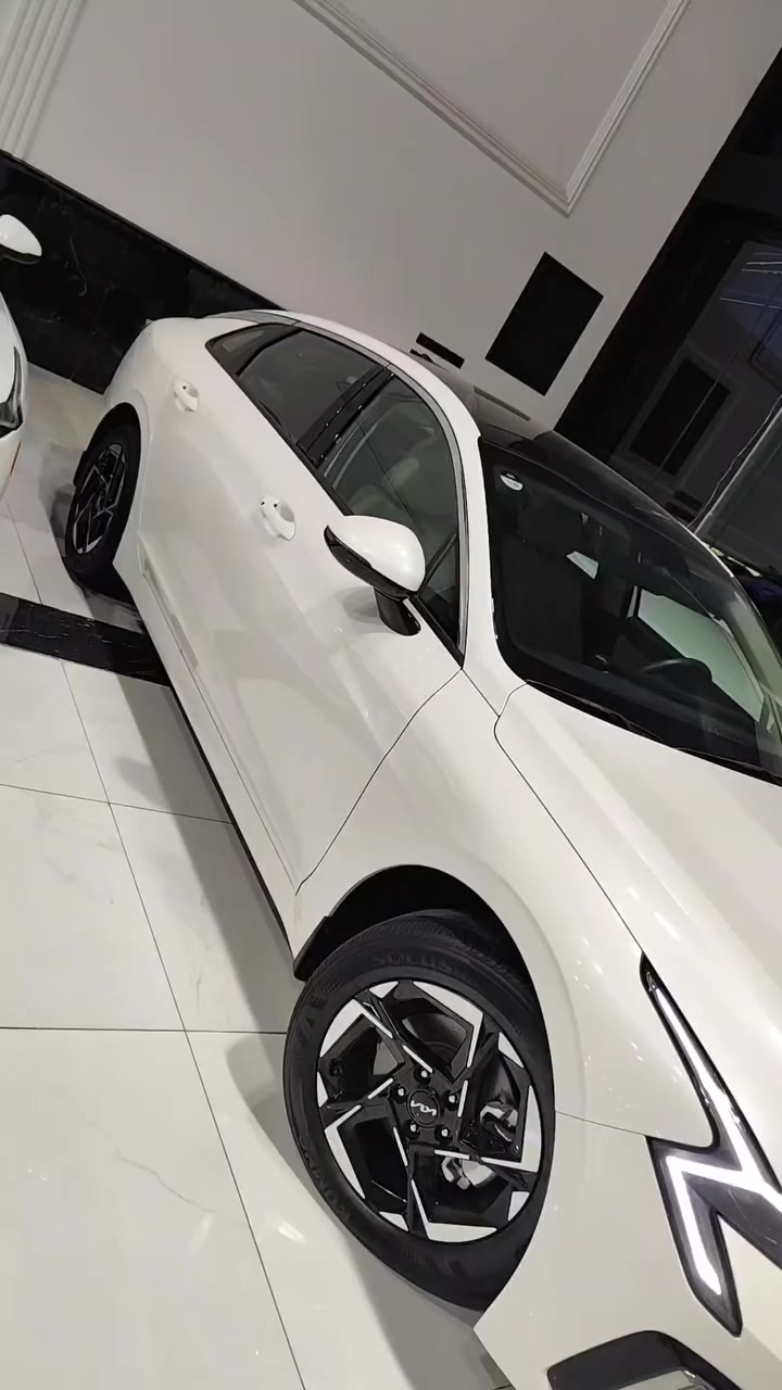 #كي_فايف2024خليجي37الف ماشي ضمان شركه دوليه             مكان سياره بدهوك  مكفولة كفالة عامة بوضع الزيرووو 
ماشيه 37 الف فقط 
فول موصفات 
محرك 2500
بانوراما 
بصمه 
كشنات جلد 
كشن كهرباء 
حساس امامي خلفي 
شاشه نفكيشن 
كامره خلفيه دواره
شاحن واير ليس 
تبريد شاشه
جنطه ذكيه 
لايت زنون 
لد نهاري 
تبريد خلفي 
نضام ترحيب 
اناره خارجيه 
مود درايف 
نضام عرض لكامره 
دشبول شاشه 
رقم دهوك  الجديد بإسمي 
سيارة جديده بحاله الزيرووو سعرها معقول بلعافيه ع الياخذها 
مكان السيارة بدهوك  اتصال *********** وتساب هم بي
