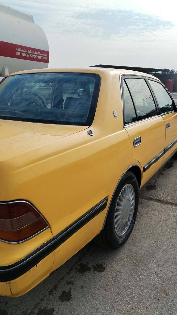 سوبر سيدان رقم خصوصي بغداد باسمي اللون اصفر تكسي كير مكينه خير من الله تبريد شغال بيهه منظومه غاز السعر 90 مكان السيارة بابل حادثه فقط جاملغ خلفي ماكو دواخل رقم الهاتف ***********
