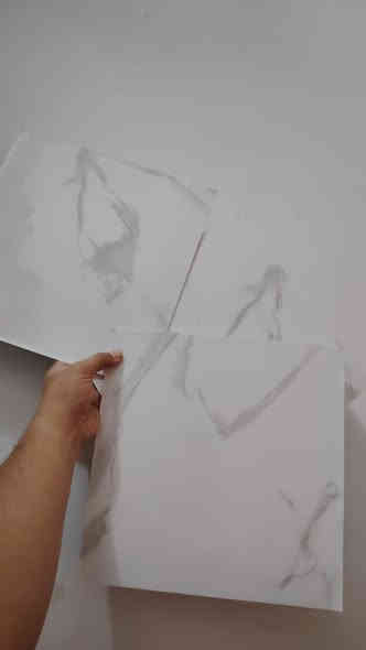 لاصق جدران بديل السيراميك
30 قطعه قیاس القطعه 30x30 السعر 20 الف مع التوصيل متوفر توصيل كل المحافضات ***********
