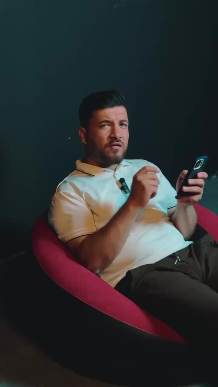 قدرة تحمل عالية

- متوفر باللون الاحمر ، والرصاصي

- تصميم مميز يمنح الراحة عند الجلوس

- مساند مريحة لليد

- نسيج قوي مقاوم للثقوب مع ثبات عالي للحماية من السقوط 

- مصنوع من نسيج مرن جلاتيني ذو ملمس بارد

- الابعاد : الارتفاع 53 cm ، العرض 85 cm ، الطول 85cm

السعر 20.000


**إذا كنت صاحب هذا الإعلان وتريد حذفه لأي سبب، رجاءا أرسل رسالة إلى الدعم الفني**