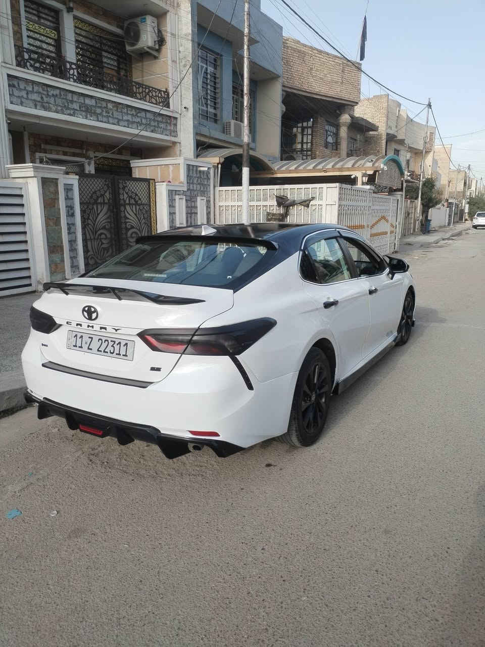 السلام عليكم للبيع كامري موديل 2023 وارد مريكي بانزين حادثه جاملغ وبنيد وجاملغ خلفي وقبق صندوك مبدل يرباك ستيرن ماشيه 58 سياره محدثه SE رقم بغداد  السعر 145             ***********
