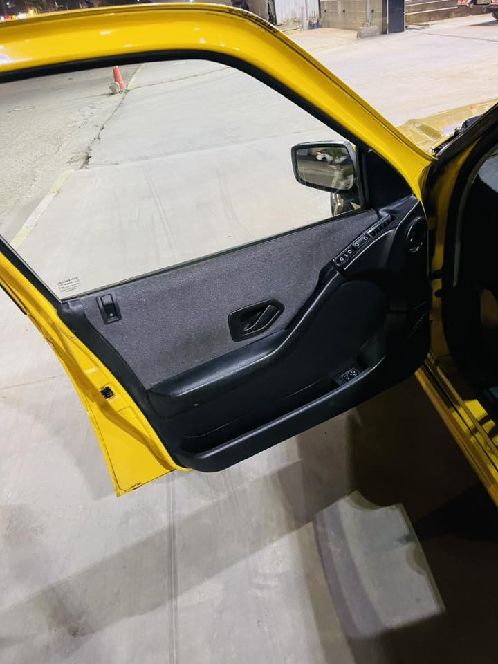 السلام عليكم بيجو بارص موديل 2015 سيارة جديدة وجاهزة من كلشي كير محرك خير من الله تخم تاير جديد صدر خلفي امامي جديد سنتر لوك أربع بيبان تبريد ثلج تدفئة شغالة مصفرة هيئة وغرامة دوشمة جديدة السعر 45 وبيهة مجال مكاني بغداد الرقم ***********
