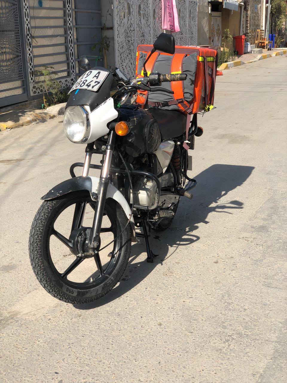 سلام عليكم دراجه بوكسر كلاسك رقم وسنويه موديل 23دراجه مجفته تجفيت شركه
دراجه كامله ما ناقصها اي شي كبل للشارع مكان الدراجة بغداد بحي اور 
***********
متواجد 24ساعه 
واتساب ورصيد 
ممتواجد فيس
