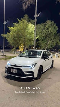 تويوتا كورلا S  2025 ماشيه (١١)الف   بلاك ادشن S فول مواصفات كرسي كهرب...