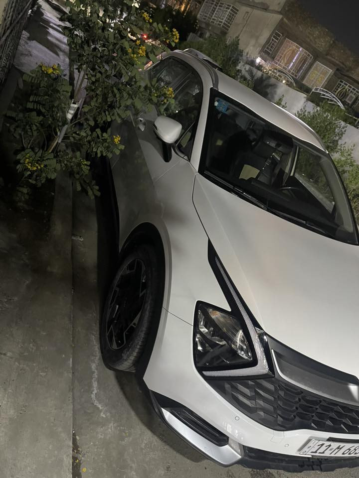 السلام عليكم سبورتج 2024 فول عده البونرامه سيارة مكفوله ماشيه 21 الف المكان بغداد ***********
