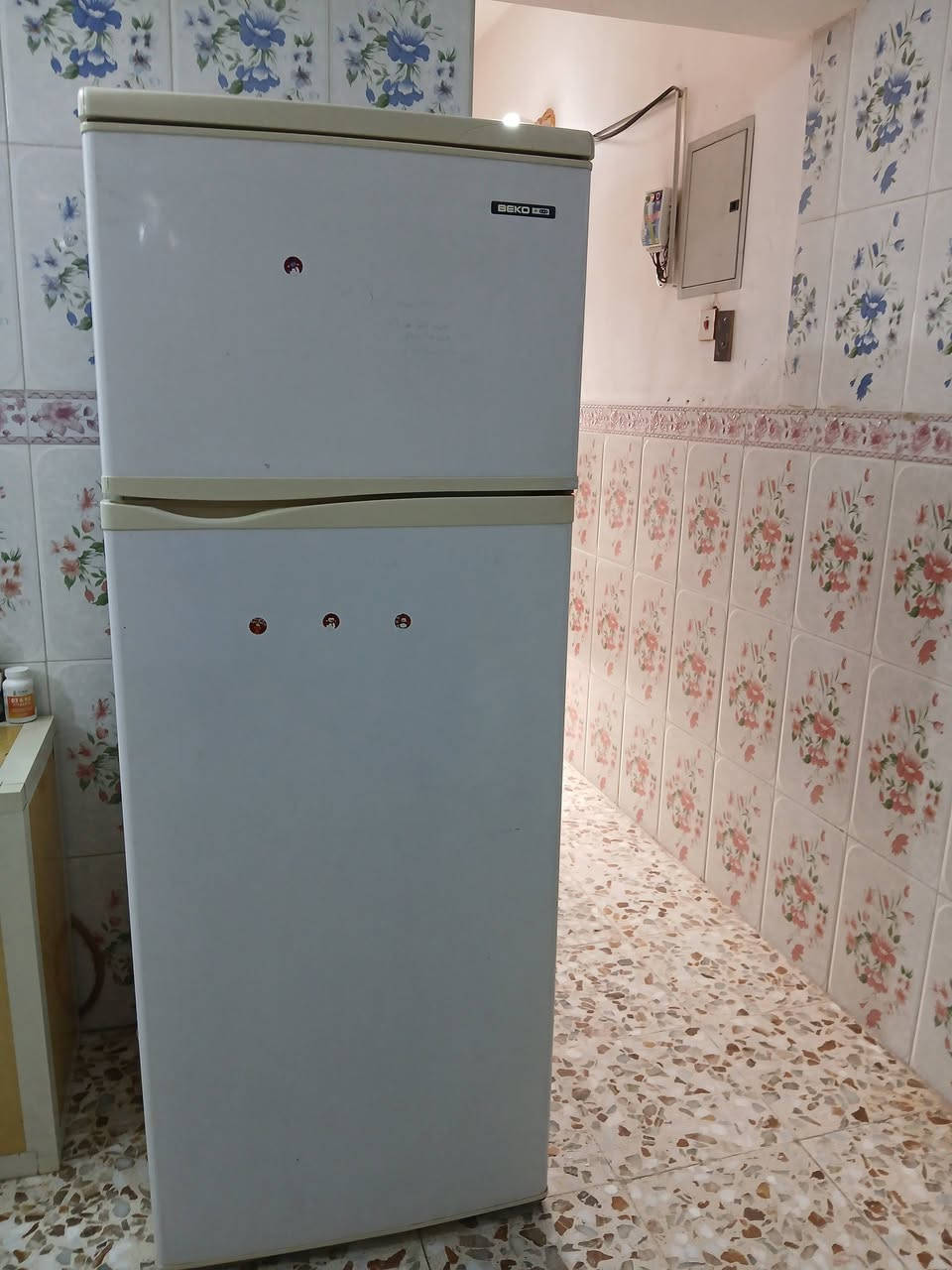 سلام عليكم غراض منزليه للبيع نضيفات
*********** 
للتواصل
