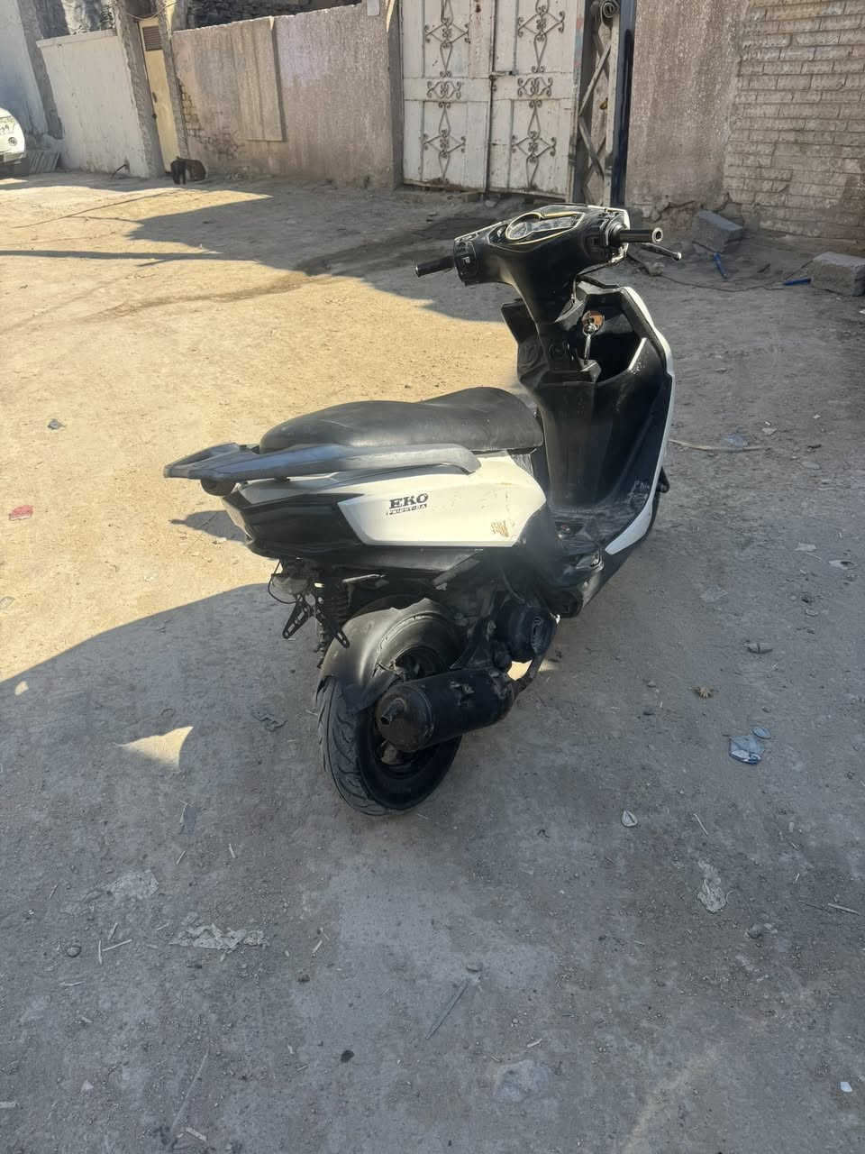 سلام عليكم دراجه سكنس كامله مكينه كفاله عامه لا مفتوحه ولا تنقص ولا تبخير ناعمه كلش كهربائيات كله شغاله بس الامامي مشلوعه الفيشه السعر 225 وبيه مجال بسيط للاستفسار رقم وخاص ***********
