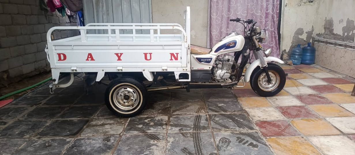 السلام عليكم ستوته للبيع موديل 21 نضيفه استخدام بيت ممشتغل بيه ابد وبرقي ممفتوح بيه السعر مليونين و 300 ***********
