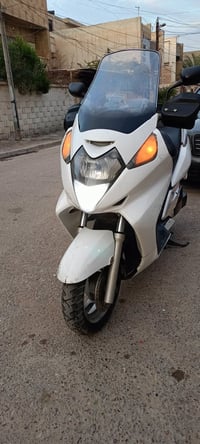 من رخصة مديرالكروب هونداسلفرالدراجه خيرمن الله محرك وكير وكهربائياء كل...