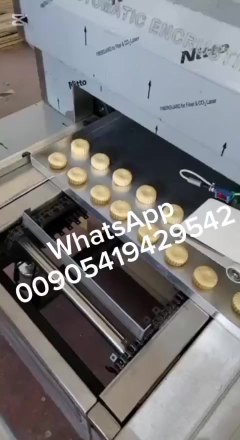 ماكينة إنتاج المعمول المحشي الأوتوماتيكية
ماكينة متطورة مصممة خصيصاً لإنتاج المعمول المحشي بجميع الأشكال وبمختلف أنواع الحشوات مثل: التمر، الفستق، المكسرات، الكريمة وغيرها. مثالية للمصانع والمخابز الكبيرة الباحثة عن إنتاجية عالية وجودة ثابتة.
✨ مزودة بصفّافة أوتوماتيكية
تقوم بترتيب المنتج على الصواني تلقائياً دون أي تلامس يدوي، لضمان النظافة والسرعة في الإنتاج.
⚙️ المواصفات الفنية:
- الطاقة الإنتاجية: حوالي 300 كغ/ساعة
- تحكم كامل بـ:
  - حجم المنتج
  - وزن القطعة
  - كمية الحشوة بدقة عالية
- الكهرباء: 380 فولت – ثلاثي الطور (ثري فاز)
- القدرة الكهربائية: 4 كيلو واط
✅ هيكل صناعي متين يضمن استمرارية العمل
✅ دقة عالية في التشكيل والحشو
✅ مناسبة للإنتاج الكمية الكبيرة
✅ تشغيل سهل وصيانة ميسرة

📞 للاستفسار والتواصل واتساب:
00905419429542
#معمول #بيتيفور #مخابز #حلويات #أفران #معجنات #كعك #سابليه #كوكيز #بسكويت


**إذا كنت صاحب هذا الإعلان وتريد حذفه لأي سبب، رجاءا أرسل رسالة إلى الدعم الفني**