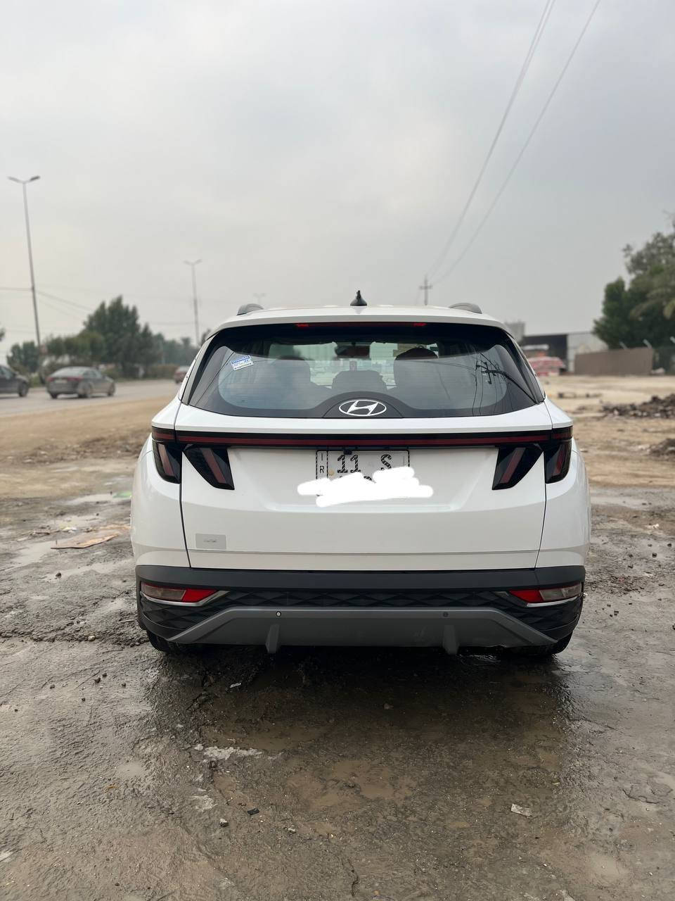 السلام عليكم 
توسان خليجي موديل 23
ماشيه 52 السياره كفاله عامه 
  بس الصندق صبغ
رقم بغداد بااسمي 
مكان السيارة بابل 
السعر 205

***********
***********
