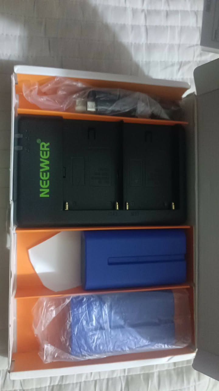 مجموعة شاحن بطاريات NEEWER NP-F550 لكاميرات سوني NP-F970 F750 F770 F960 F550 F530 F330 F570 CCD-SC55 TR516 TR716 TR818 TR910 TR917


**إذا كنت صاحب هذا الإعلان وتريد حذفه لأي سبب، رجاءا أرسل رسالة إلى الدعم الفني**