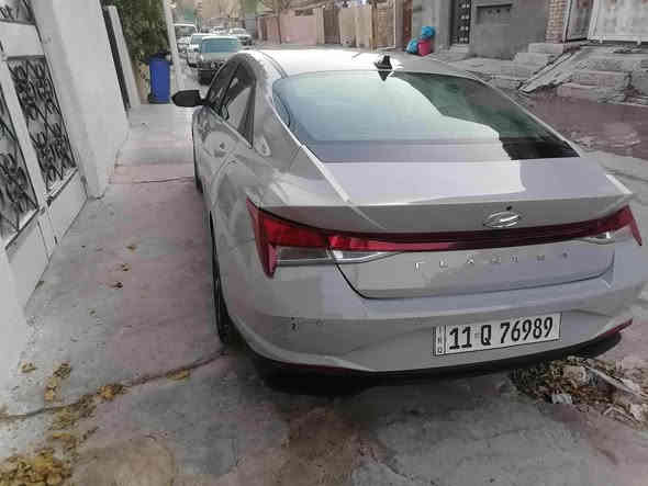 النترا ٢٣ هايبرد فول مواصفات لون اسمنتي ماشيه ٨٣ وارد حادث خلفي و صار بيها علي كد ٣اصابع بالجاملغ الخلفي طخه تكتك 
سياره حلوه و جديده بيها ملاحظة يرادلها كلجات كير اني ابيع كير حتي يكون عند الهاوي علم سيارة شغالة و تمشي  طبيعي وسعر كلش حلو 
*********** بي واتساب بغداد
