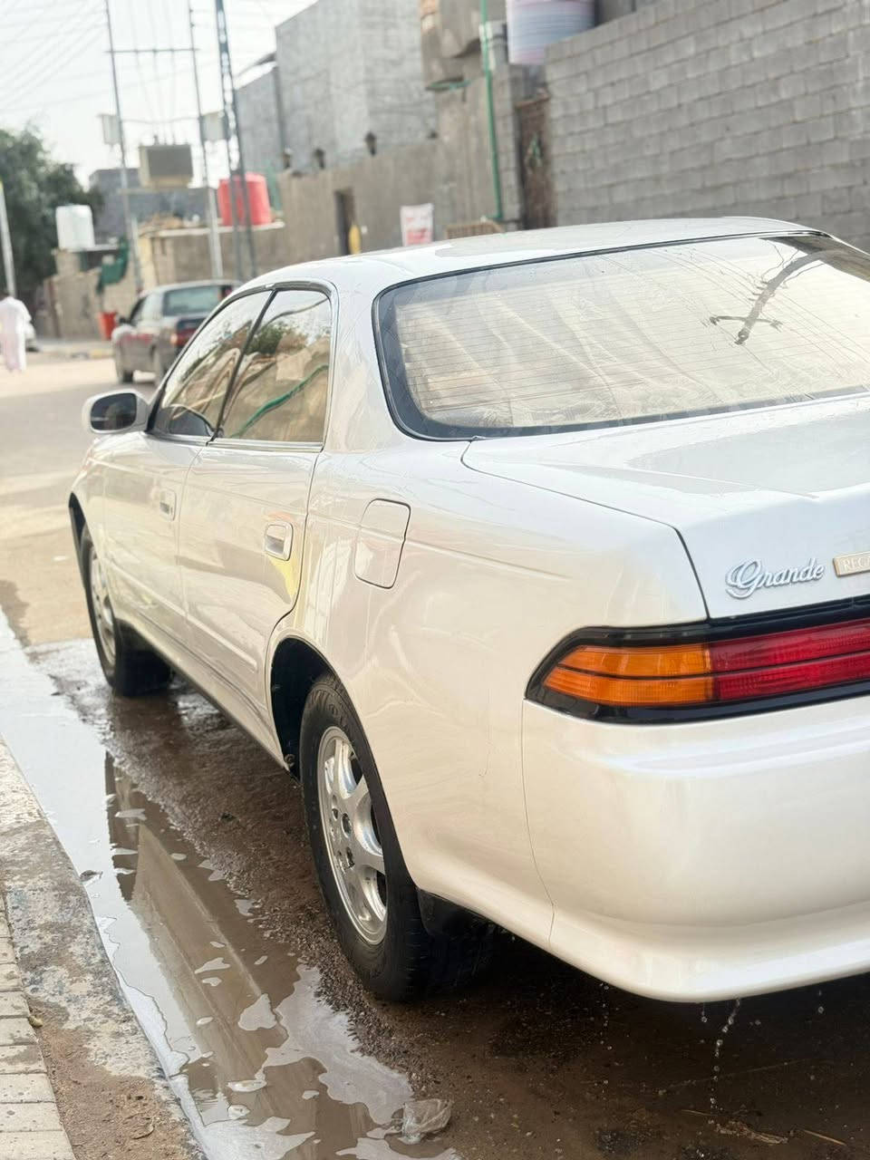 السلام عليكم مارك نفخ مديل 93 رقم نكليزي بسمي السياره كفاله كص ونقل جثه وضربه السياره مسستمه ومصبوغه فقط السعر ((75)) وبيه مجال رقم الهاتف ***********
