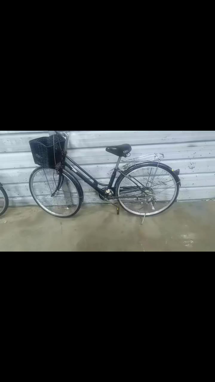 السلام عليكم 
بايسكلات عدد 3
السعر 55الواحد 
المكان بابل الحمزه الغربي 
***********
