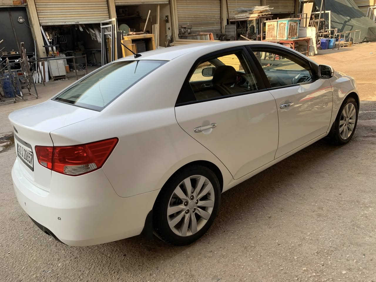 سلام عليكم البيع كيا سيرا2013فول مواصفات ١/١
خليجي 
فتحةسقف 
بصمة تشغيل 
بصمة ابواب 
مري شفط  
اشاير بالمري 
فول حساسات 
تحكم ستيرن 
شفتات بالستيرن 
فتحة سقف 
كير ٦ نمر 
مكينة دوش شرط كفالة 
تخم تاير جديد 
ويل كب رياضي 
السيارة جديدة بمعني الكلمة  
بيه نصف  الجاملغ الخلفي جوه قبق البانزين فقط
السيارة مال بيت وجديدة حيل 
رقم اربيل وباسمي مداور ثاني يوم 
السعر 115 قفل  

مكاني حله ***********
