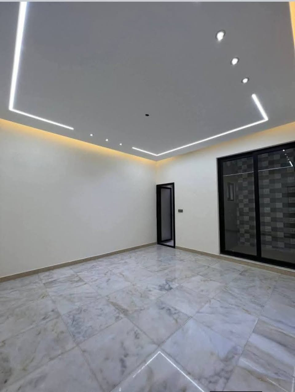 السلام عليكم اي واحد عده غرفة صبغ صارت ب 50 الف فقط وشغل درجه اولى اتصل او راسلني ودلل ***********
