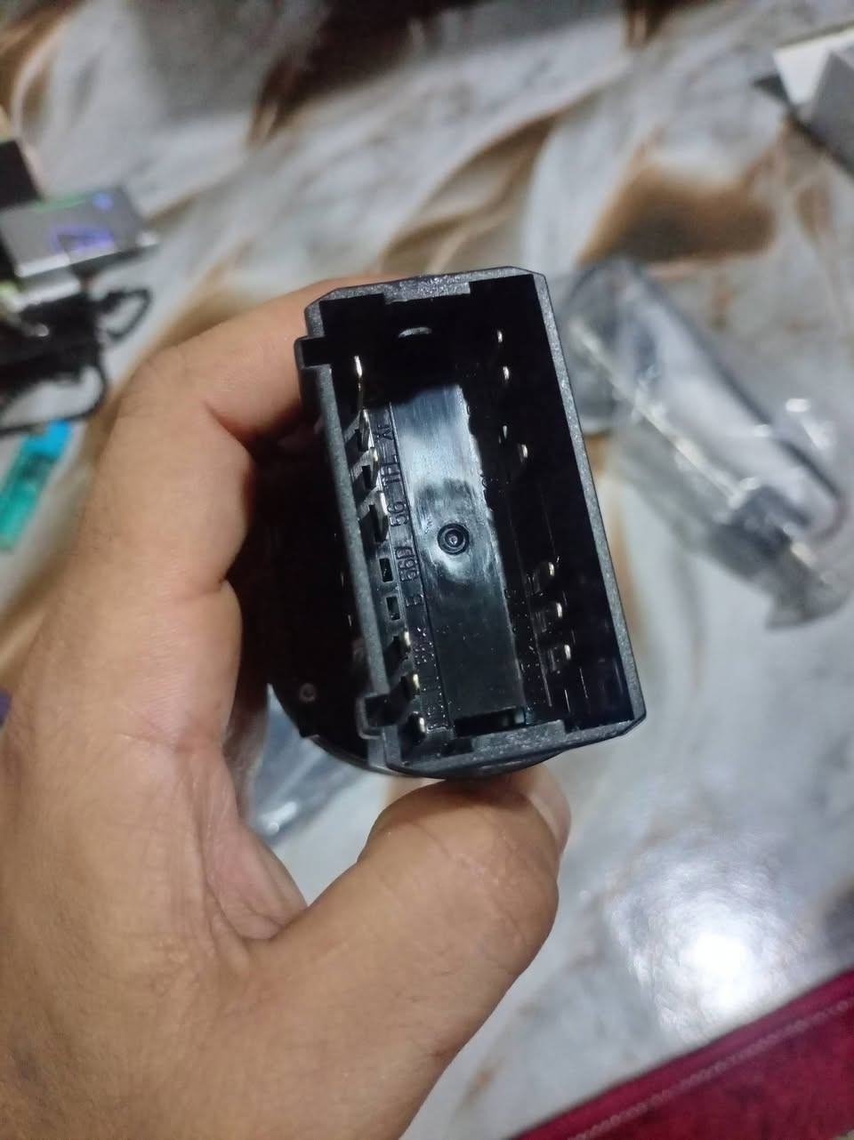 جديد يعد هذا المنتج مفتاح التحكم في إضاءة السيارات من شركة فولكس فاجن، ويتوافق مع طرازات جولف (من الجيل الرابع إلى السابع)، باسات، جيتا، بولو، وتيجوان.


**إذا كنت صاحب هذا الإعلان وتريد حذفه لأي سبب، رجاءا أرسل رسالة إلى الدعم الفني**