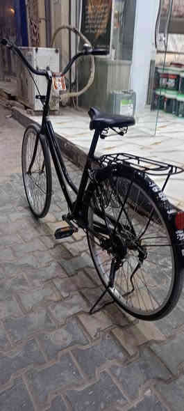 باسكل بناتي حجم 26 مديل 2018 باسكل نضيف يخبل نضافته 95 سعر 120 وبي مجال حك الجيه الناصريه مركز  رقم الهاتف ***********
