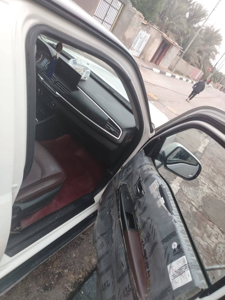 سلام عليكم سياره للبيع كريد ويل سياره حلوه موديل 2021 محرك سبلاين سبعه تبريد ثلج سياره حلوه سياره كسرته حلوه رقم صاحبه *********** مكاني البصرة القرنه ملاحظه لمو شراي لا يتصل سعر سياره 95وبيه مجال
