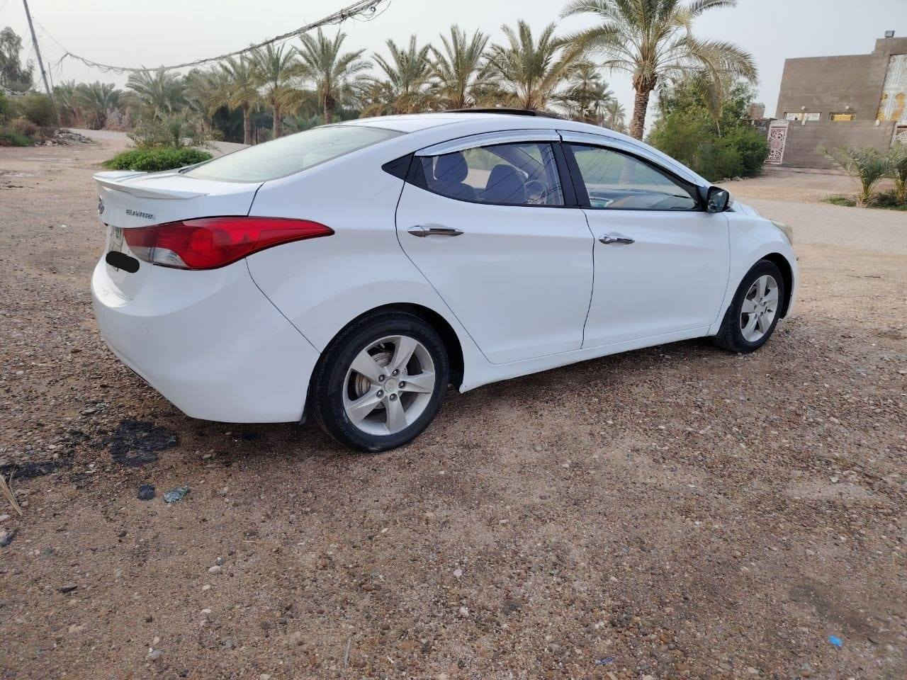 السلا م عليكم للبيع الانتره موديل 2014  محرك 1800 رقم أربيل ألماني ابو فسفوره موصفات فول عده بصمه سياره  كفاله  المكان النجف مشخاب ***********
