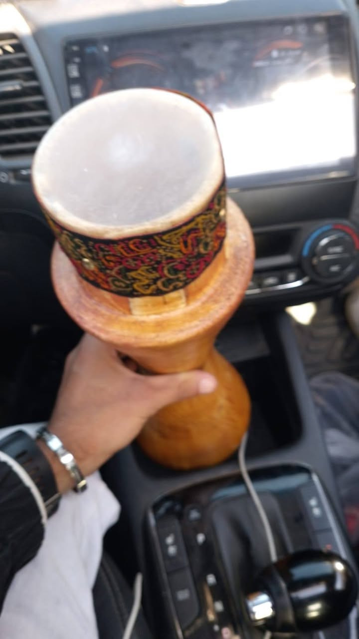 اسلام عليكم من رخصت صاحب الاكروب عندي هذن جدد ممستخدمات ابد جبتهم وضميتهم مفارغلهن ولا اعرفلهن الئالات للبيع شلعه وحده او تك للتواصل ***********
