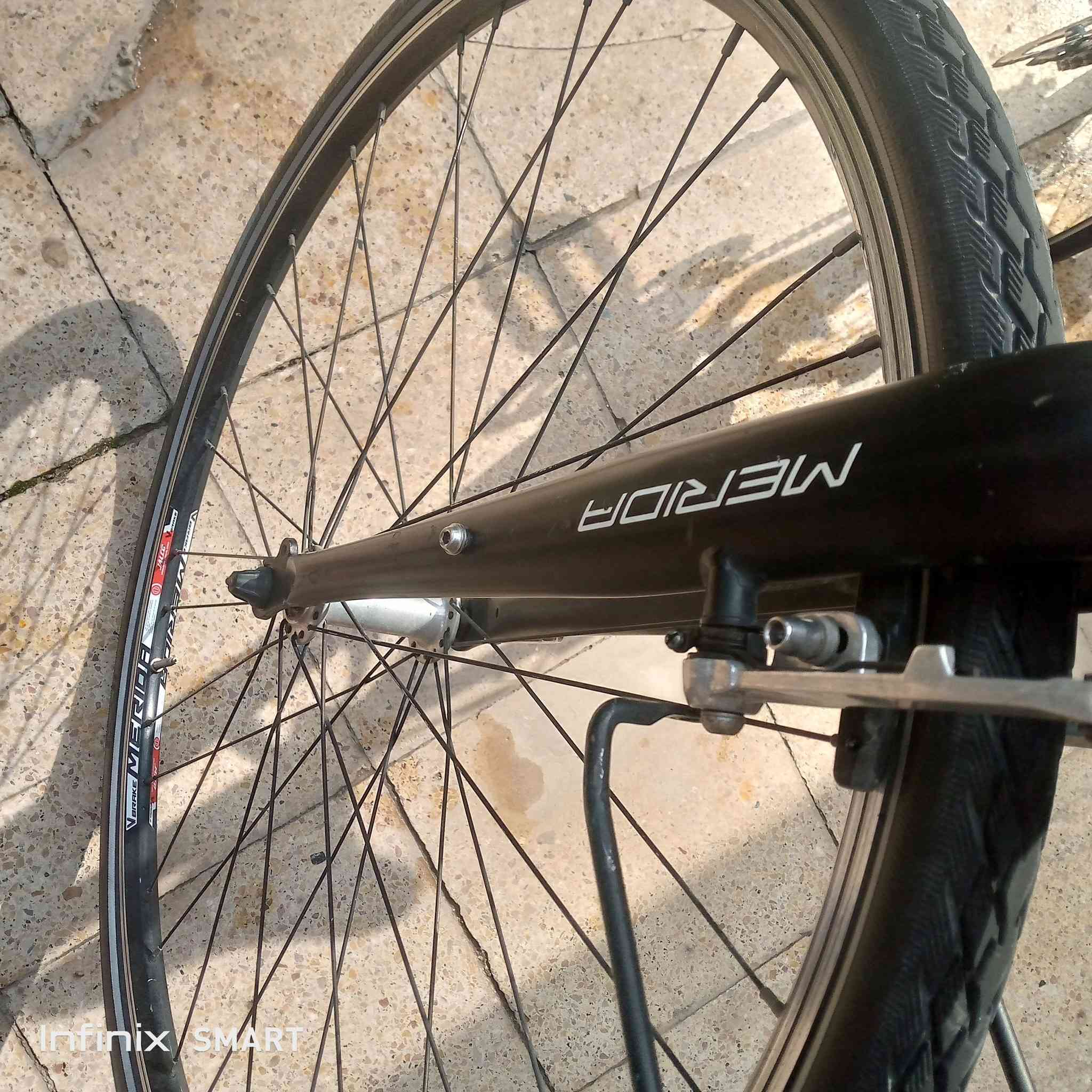 شركة MERDA
البايسكل جديد  هاي الصور كدامك 
كير نضيف 
تايرات جديدة 
فحمات الكدام جديدات الوره نص 
الچوبات  جديدات 
المقعد بي شخطه بس 
والوياله حلوات وجديدات 
والبايسكل فافون مال سباق حجم 28 كلش حلو 
سعر 155
للتواصل ***********
