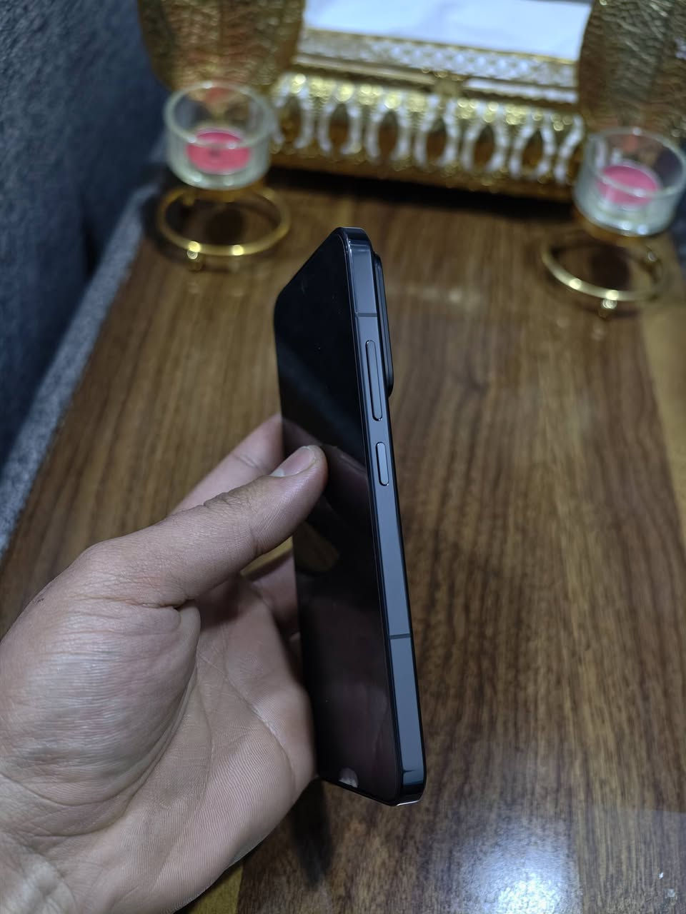 سلام عليكم
شاومي 14 العادي 
النسخه الصينيه 
تحديثات اول بأول 
خدمات كوكل رسمي 
الجهاز كله عربي فقط الاعدادات انكليزي 
الشاشة: 6.36  - 120 هرتز - LTPO OLED
الذاكرة: 256/12
الكاميرا من لايكا:50 اساسية + 50 واسعة+50 زوم
المعالج: Snapdragon 8 Gen 3
البطارية: 4610  - 90 واط
الجهاز جديد مستخدم قليل جدا 
كامل ملحقات 
السعر 450 وبي مجال 
مكاني نجف توصيل جميع المحافظات 
***********
