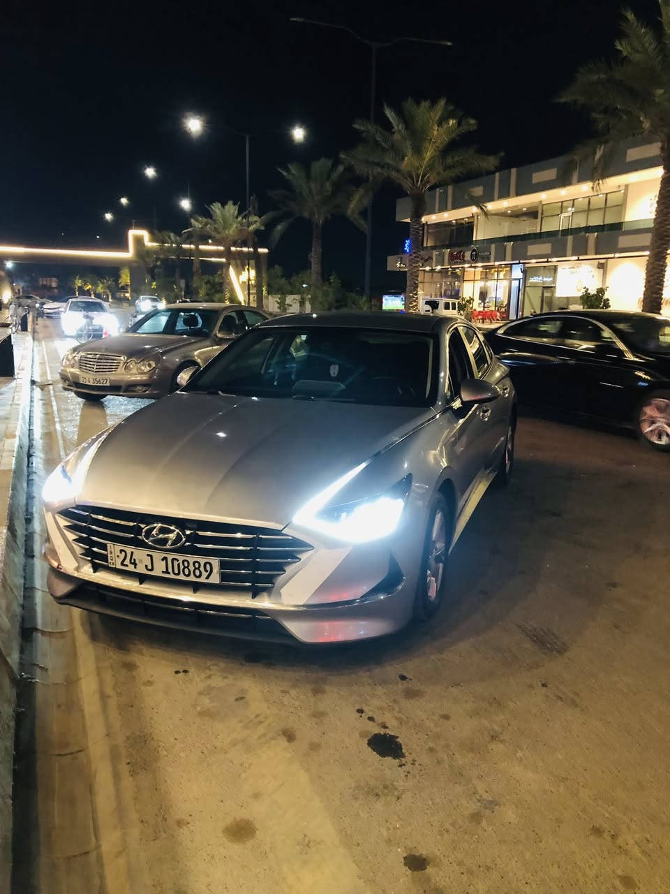 تمام 👌 هذا النص بعد التعديل مثل ما طلبت:
🚗 للبيع سوناتا 2021 وارد أمريكي

🔹 محرك 2500
🔹 كير دكم
🔹 اللون رصاصي
🔹 الداخل أسود ورصاصي

📌 الحالة:
 • حادث أمامي بنيد جاملغ (مصلح بلادي)
 • بالعراق جاملغ خلفي مبدل
 • بدون إيربگ وبدون دواخل
 • المحرك مفتوح (مجفّت بسبب الدهن تعبان)
 • السيارة خير من الله

⚙ المواصفات:
✔ تحديد مسار
✔ إطفاء ذاتي
✔ أوتو درايف
✔ 4 وضعيات قيادة
✔ لايت زينون
✔ LED نهاري

📍 رقم دهوك (تحويل أو وكالة بنفس اليوم)
📍 العنوان: بغداد

💰 السعر: 142 ورقة
📞 للاستفسار: ***********
