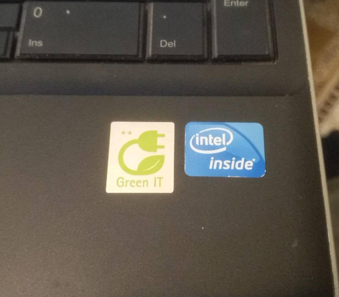 للبيع لابتوب فوجستو مواصفات بلصور السعر 80 مع توصيل


**إذا كنت صاحب هذا الإعلان وتريد حذفه لأي سبب، رجاءا أرسل رسالة إلى الدعم الفني**