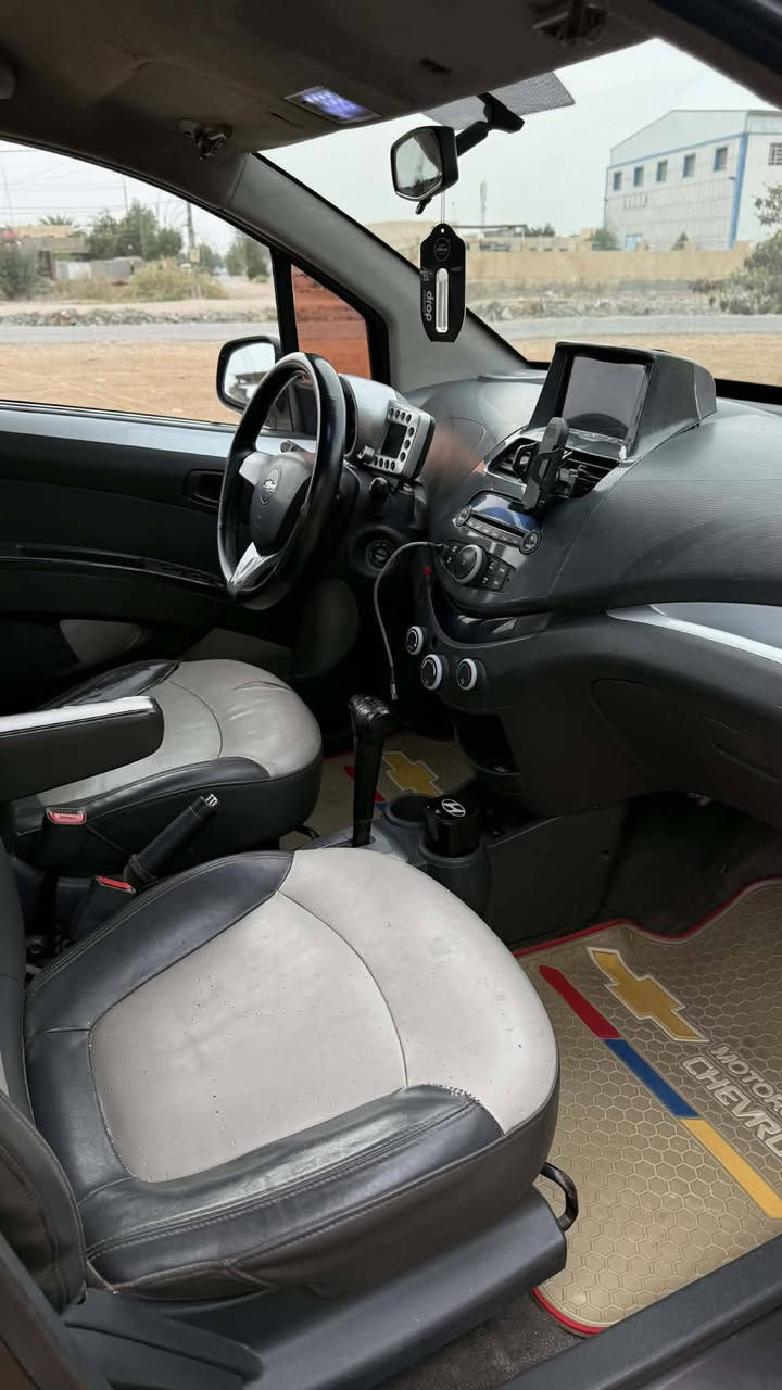 سلام عليكم 
شوفر ليت سبارك للبيع 
سياره جاهزه حداديه تدفئه تبريد 
رقم بغداد دولي 
مكان سياره كربلاء 
مامتواجد بل فيس 
***********
