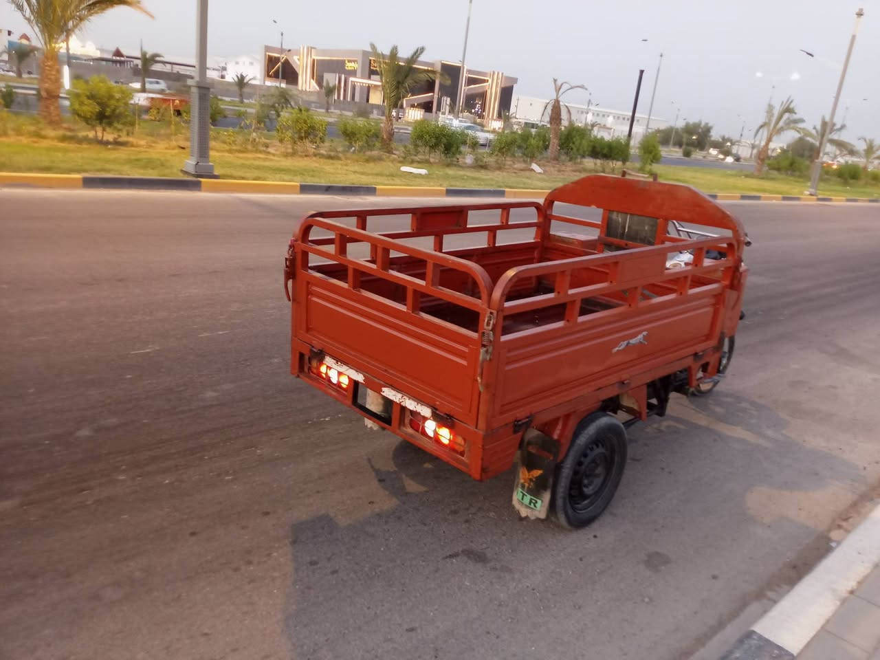 جمرة فحل العاليه اوراق موديل 19تحويل بسمك كبل وكله على بلاد اسمع الفيديو واتصل ابو الخصيب قرب السوك ***********وتساب موجود سعر 1800
