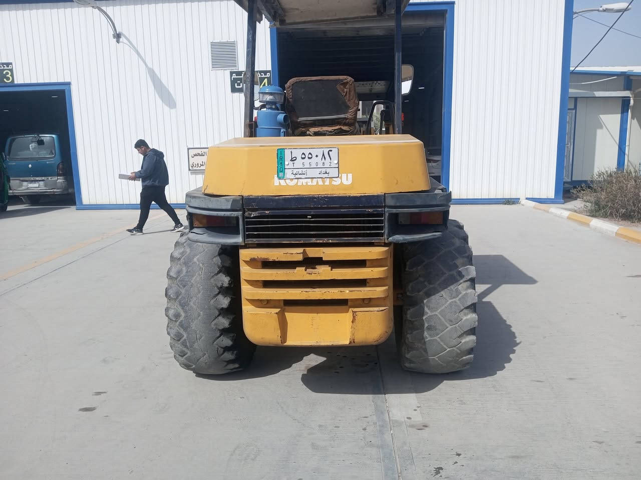 شفل كاماتسو حجم 50 مكان الشفل حله بابل
الموديل1999اصل السعر115 وبي مجال
الستفسار ***********
