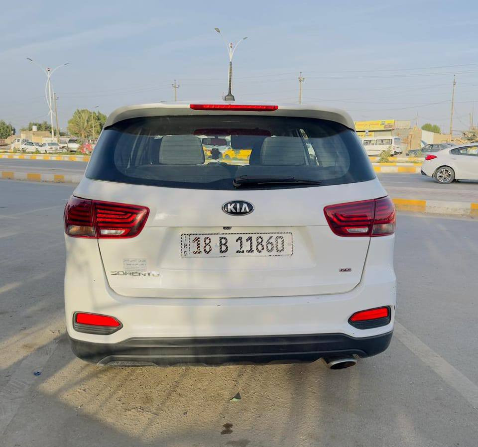 السلام عليكم سورنتو موديل 2019 وارد امريكي رقم بابل الدولي باسمي هزه وسنويه ولوحات كله جديد ضررها بسيط صبغ بنيد ومدكر ليبل واحد بدون تبديل سونار مرفق معه النشر 7 راكب محرك 4 سلندر مواصفات نص فول ماشيه 75 السياره جديده وجاهزه 
العنوان الناصريه مركز المدينه
الموبايل 📱***********
السعر 186 وبي مجال
