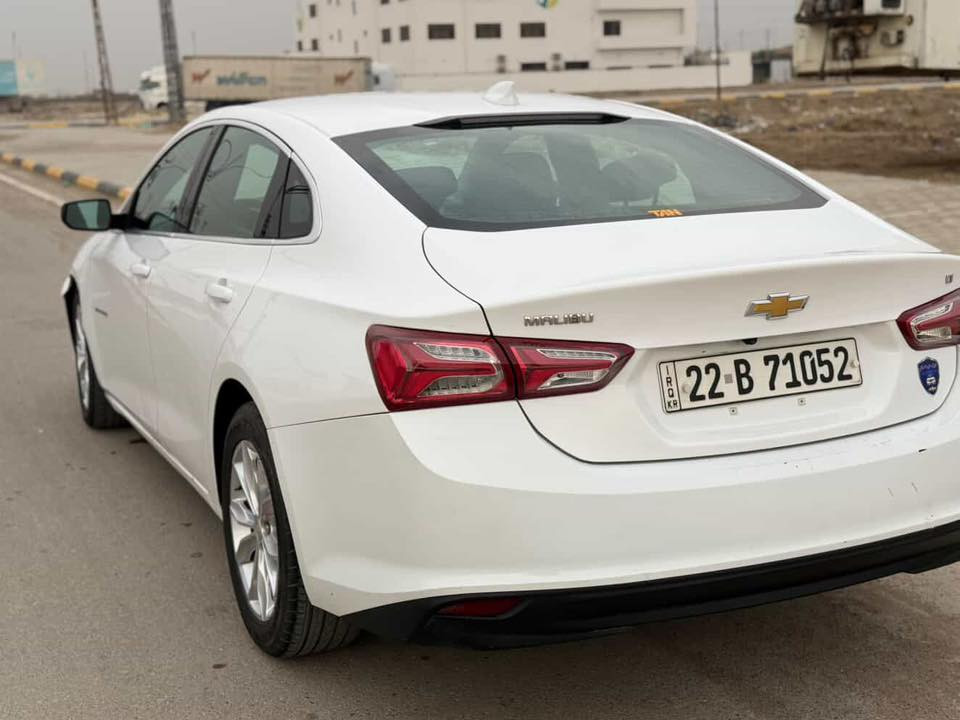 السلام عليكم
ماليبو LT موديل 2020 للبيع

المواصفات:
 • بصمة تشغيل
 • شاشة
 • كاميرا خلفية
 • تدفئة كشنات

الحالة:
 • حادث أمريكي خفيف (جاملغ أيسر + طخة بسيطة باليمين)
 • داخل العراق صارت بيها طخطخات موضحة بالكامل بالفيديو والسونار
 • السيارة بيها ملاحظات بسيطة
 • رقم أربيل
ايرباك ستيرن فقط طاك

السعر: 110
غير متواجد عالفيس،
رقم الهاتف والواتساب
***********
مكاني بغداد
