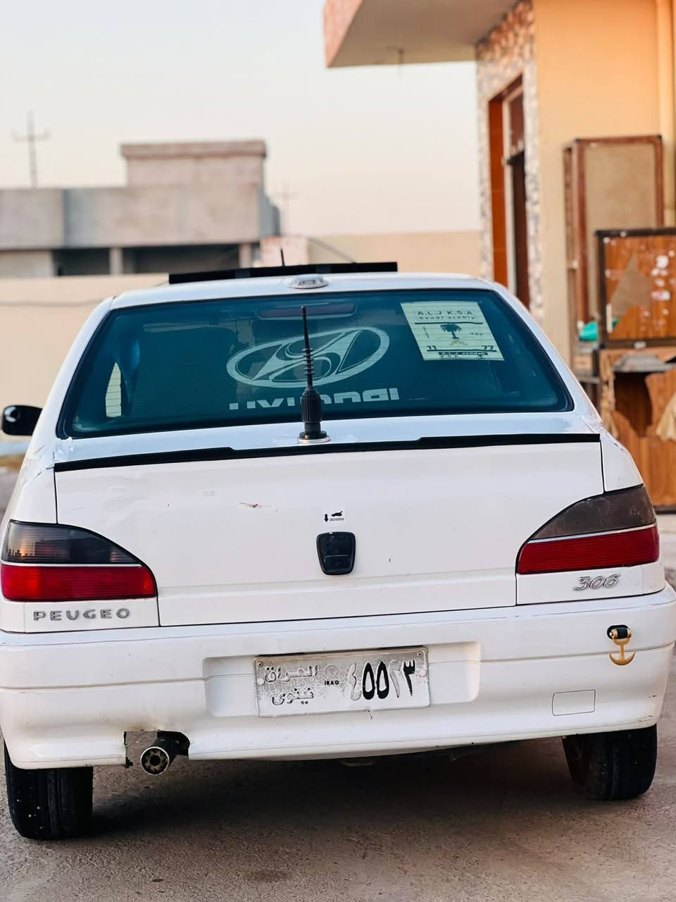 السلام عليكم للبيع بيجو 306  موديل 2002 تواير جدد كهربائيات شغاله تبريد شغال تدفئة شغال ما تصرف ربع عليه السعر 36 بيها مجال بسيط ملاحظة مكلف بل نشر الخاص مقفول للإستفسار اكثر اتصل ***********
