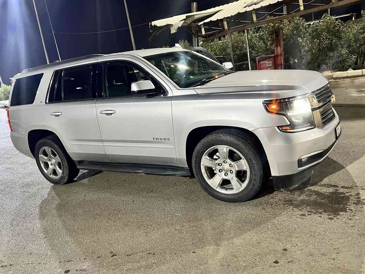 تاهو 2019 LT رقم بغداد باسمي
دخول ضباط
جان بيهه عدم وضوح رقم الي بلشاصي وتم توضيحه من قبل الكمارك
 
‎سوونار+ وارد امريكي حادثهه مرفق بلصور 
‎تاهو  ‏ ( LT )
‎موديل : 2019
ماشية :128 الف 
المواصفات 
‎تشغيل عن بعد
‎تحكم ستيرن جهتين 
‎تحديد مسار 
‎رادارات 
‎قيادة ذاتيه 
‎شاشة ( قاصه ) 
‎كامرة 
‎كشنات كهرباء 2 
‎كشنات تدفئه 
‎كشنات جلد
‎كشنات سياحي 
‎جنطه كهرباء
‎كشن هزاز 
‎ذاكرة خزن ميموري 
‎لد امامي 
‎لايت زنون  
‎مكينة 8 سلندر 
 5300 
‎3 قطع تبريد
‎ 7 راكب 
‎نظام اطفاء 
‎اناره داخلية LED
‎سستم صوت سماعات pose 
‎حساسات 
‎معروفه مواصفات ال LT
 معروضه 275وبيهه مجال
***********
