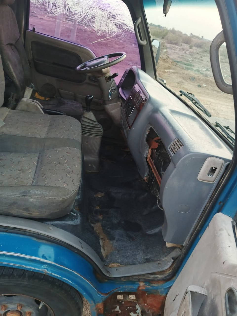 قرده للبيع 2001 ثابت مو قلاب رقم بابل انكليزي تخم تاير جديد السياره بلاديه المكان بابل ناحيه النيل
***********
