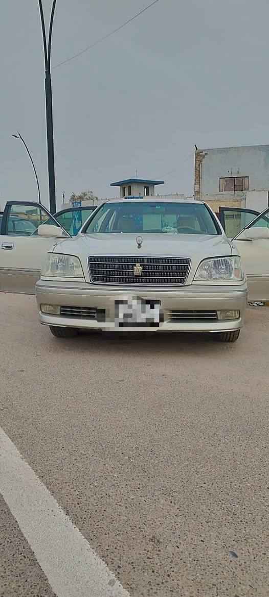 السلام عليكم
ملكة دگمتين كرستال اصل بردة خلفية وباقي المواصفات معروفة للملكة مكفولة من الگص والسرقة الإنتربول مكينة D4 الصغير سيارة حلوة مع حجز إلكتروني لغرض التسجيل السعر 85 وبيها مجال للشراي للتواصل وتساب أو ماسجنر ***********
