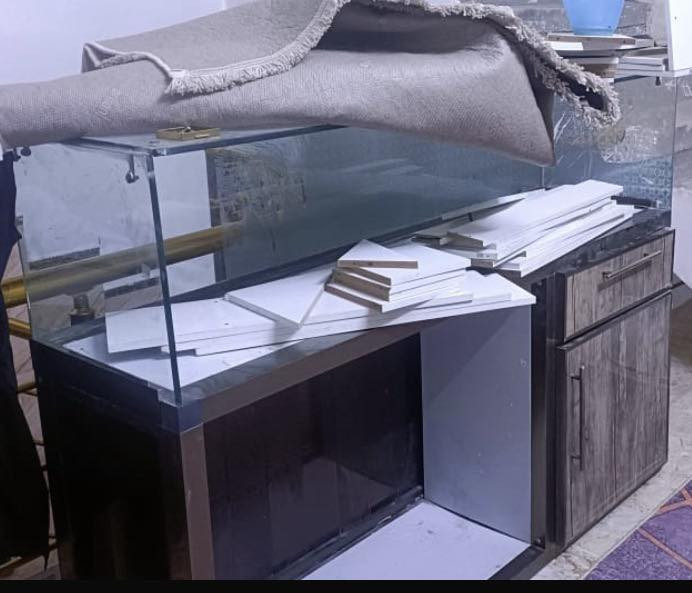 هاذ الرف بي بعد تكمله ست مترات 

***********
