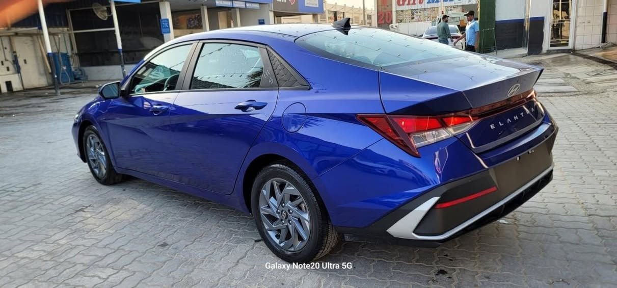 المهيمن لتجارة السيارات بإدارة المهندس سلام ربيع الغزي 
نوع السيارة: هيونداي النترا sel ب115 استلام مباشر
الموديل : 2024
حجم المحرك :  2.0
 الضرر : صبغ جاملغ وطرف البنيد فقط
للأستفسار : ***********
قسم المزاد متوفر واتساب 
https://chat.whatsapp.com/EjN99lklvszHKKEmF0UnR7?mode=gi_t
‏سرعة في الشحن واسعار تنافسية في النقل
‌‎يتوفر لدينا نقل على جميع موانئ ومنافذ العراق 
‌‎تخليص وايصال السيارة الى جميع المحافظات
#mohammed
